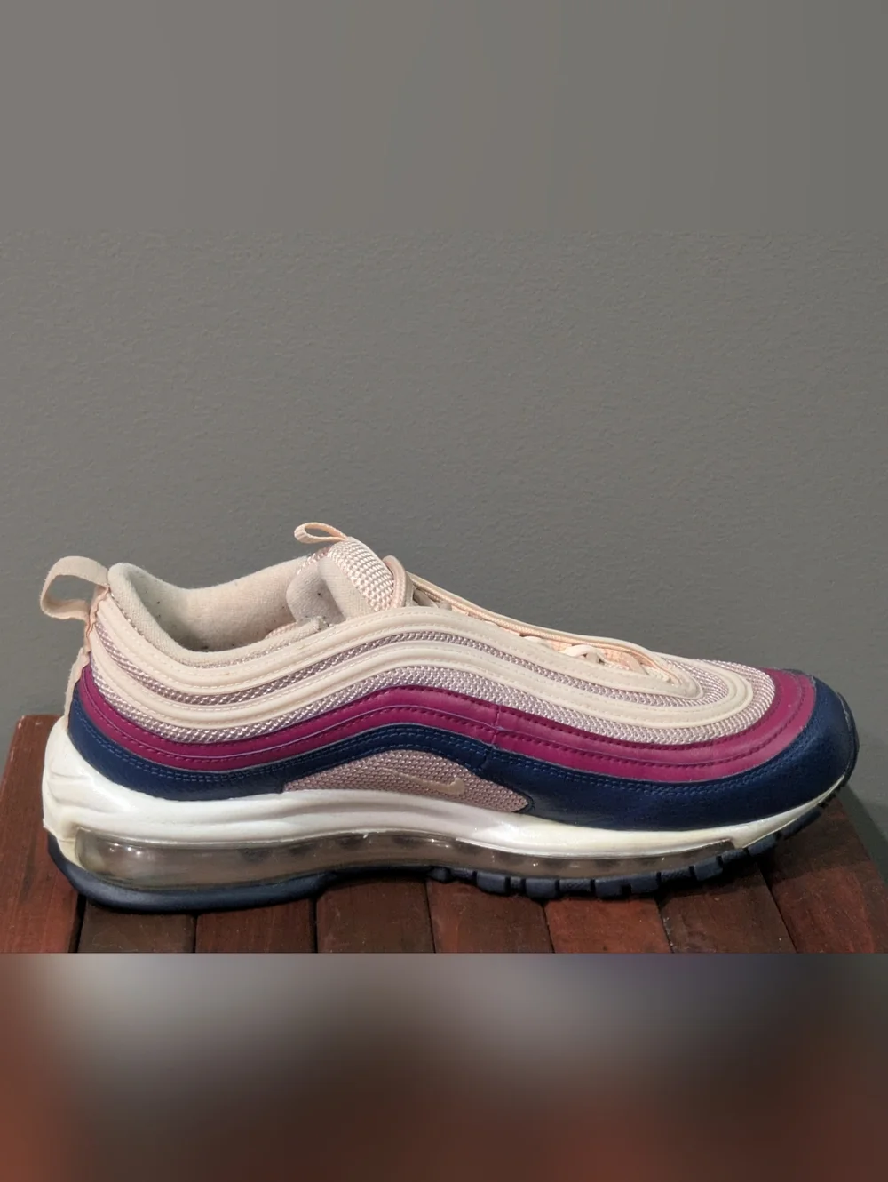 Nike Air Max 97 in Plum Chalk Women's US Size 8 - Picture 4 of 6